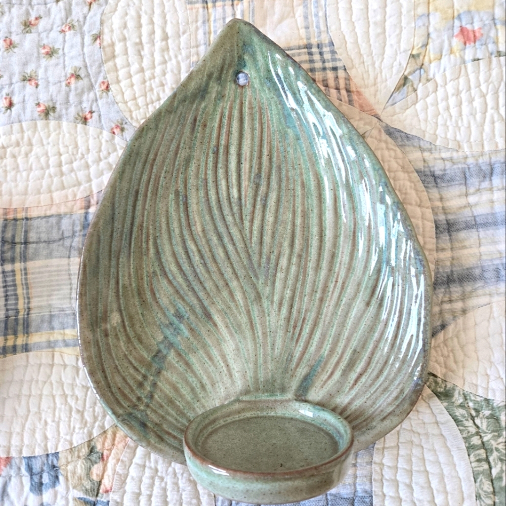 Stoneware Leaf Wall Candle Sconce 12 inch height NWOT